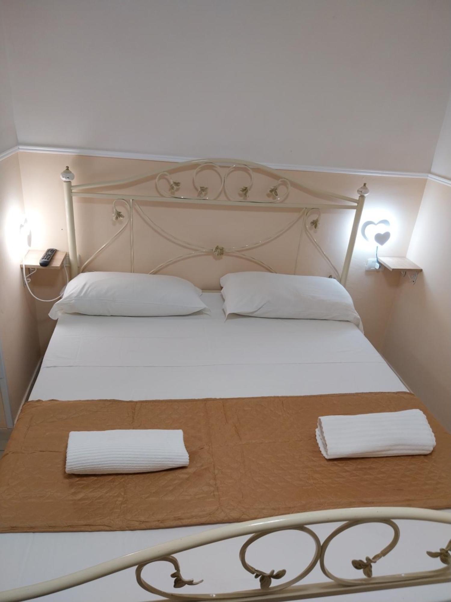 Sahary Hostel Nápoly Kültér fotó